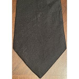 A Design Classic Black 100% Silk Men’s Neck Tie